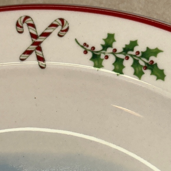 Christmas Snowman Themed Stoneware Individual Plate Red Band Holly EUC - Picture 4 of 8